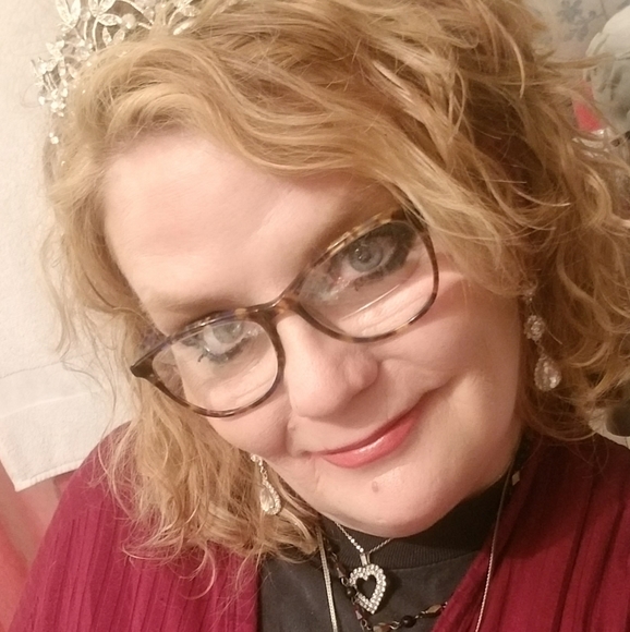 Meet your Posher, Gin - Picture 1 of 8